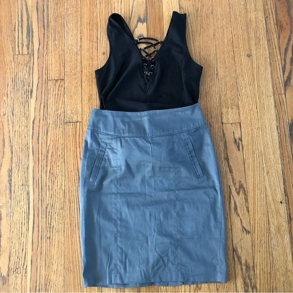 H & M skirt - Picture 2 of 10